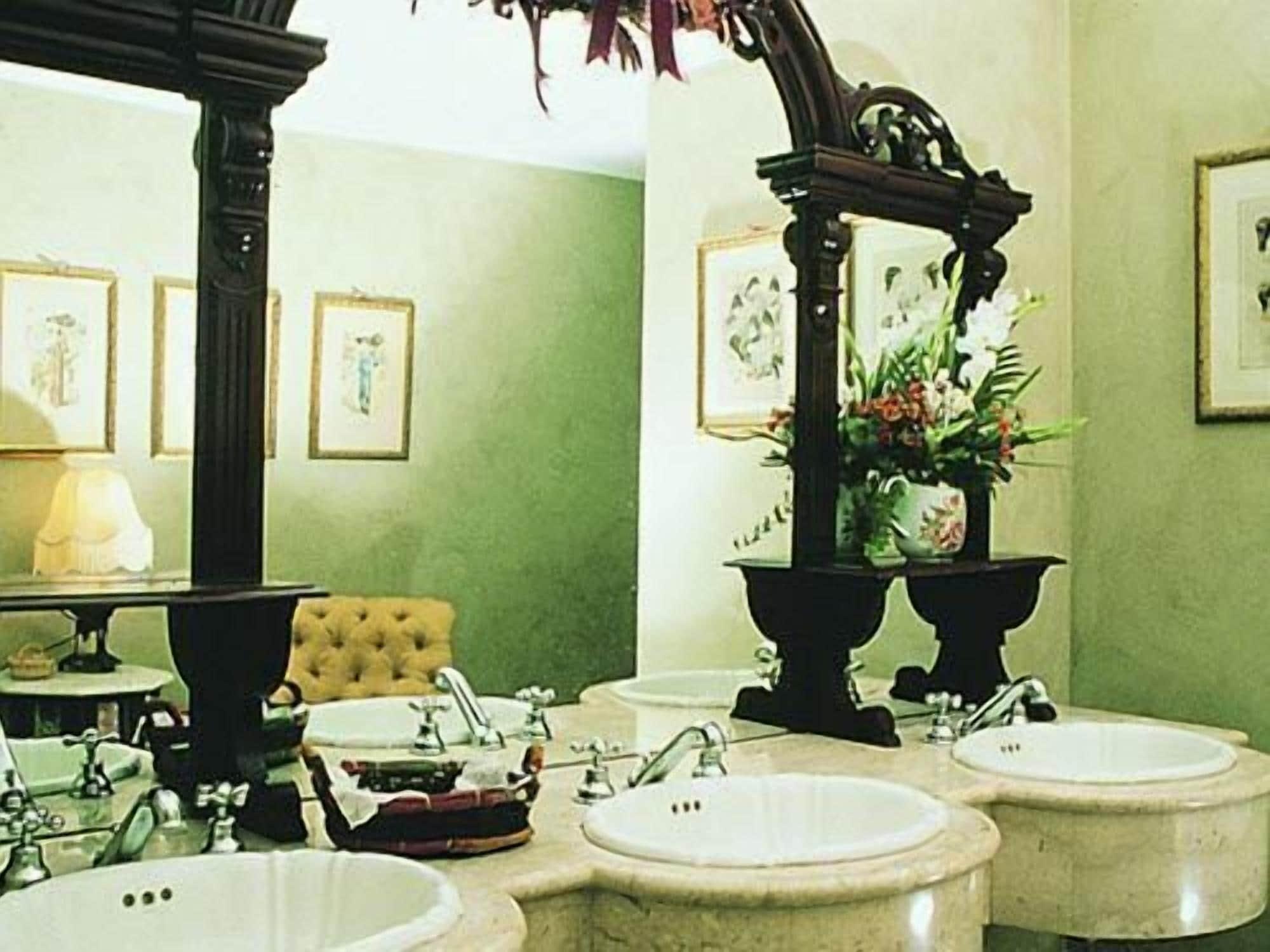 Hotel Villa Paradiso Dell'Etna ซานโจวานี ลาปุนตา ภายนอก รูปภาพ