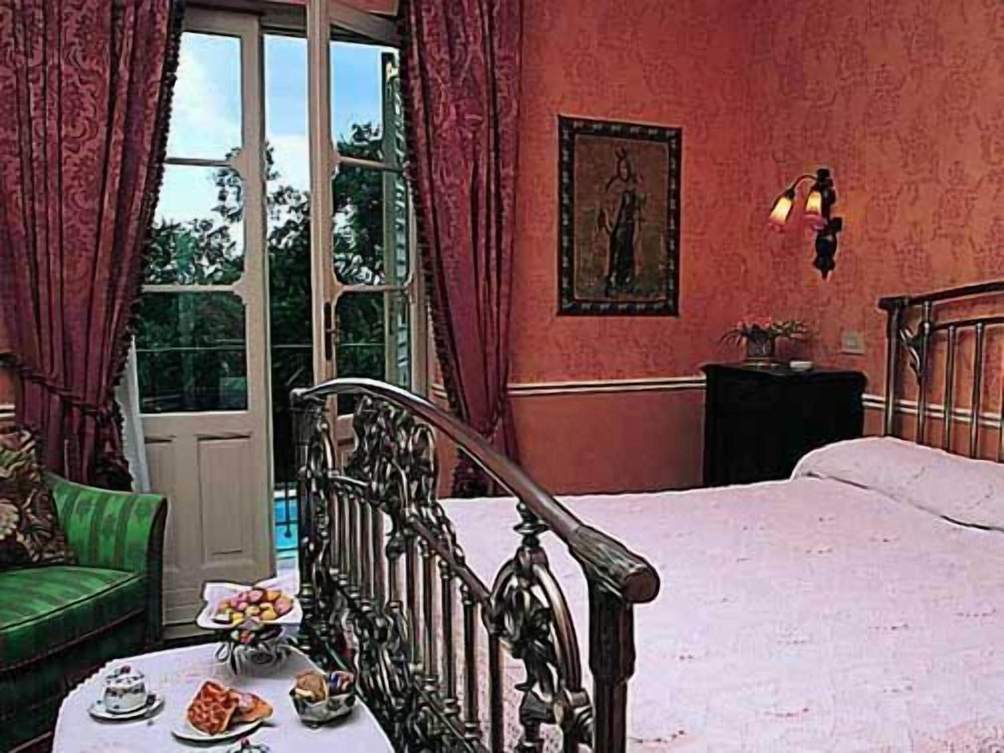 Hotel Villa Paradiso Dell'Etna ซานโจวานี ลาปุนตา ภายนอก รูปภาพ