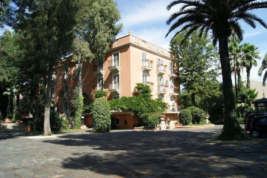 Hotel Villa Paradiso Dell'Etna ซานโจวานี ลาปุนตา ภายนอก รูปภาพ